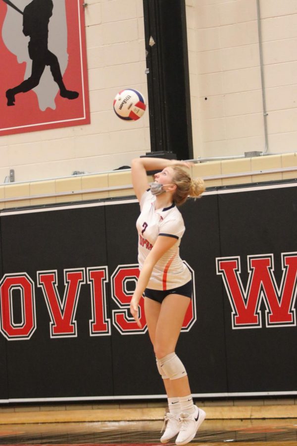 Girls volleyball adjusts after shortened season