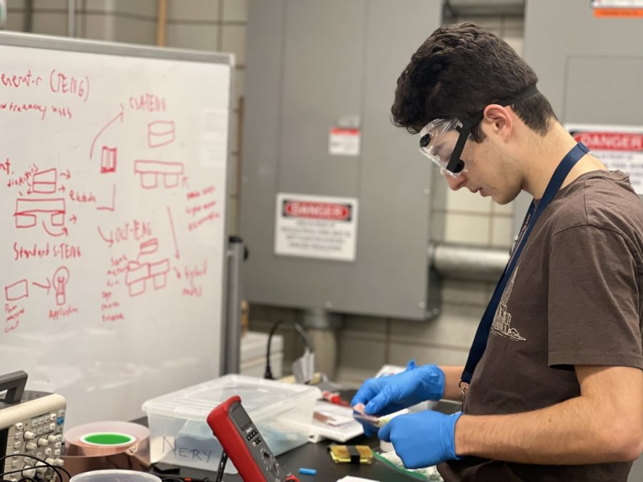 Mateo Nery experiment improved the structure of a novel waste based triboelectric nanogenerator with applications for Antarctic Ice Core Machinery