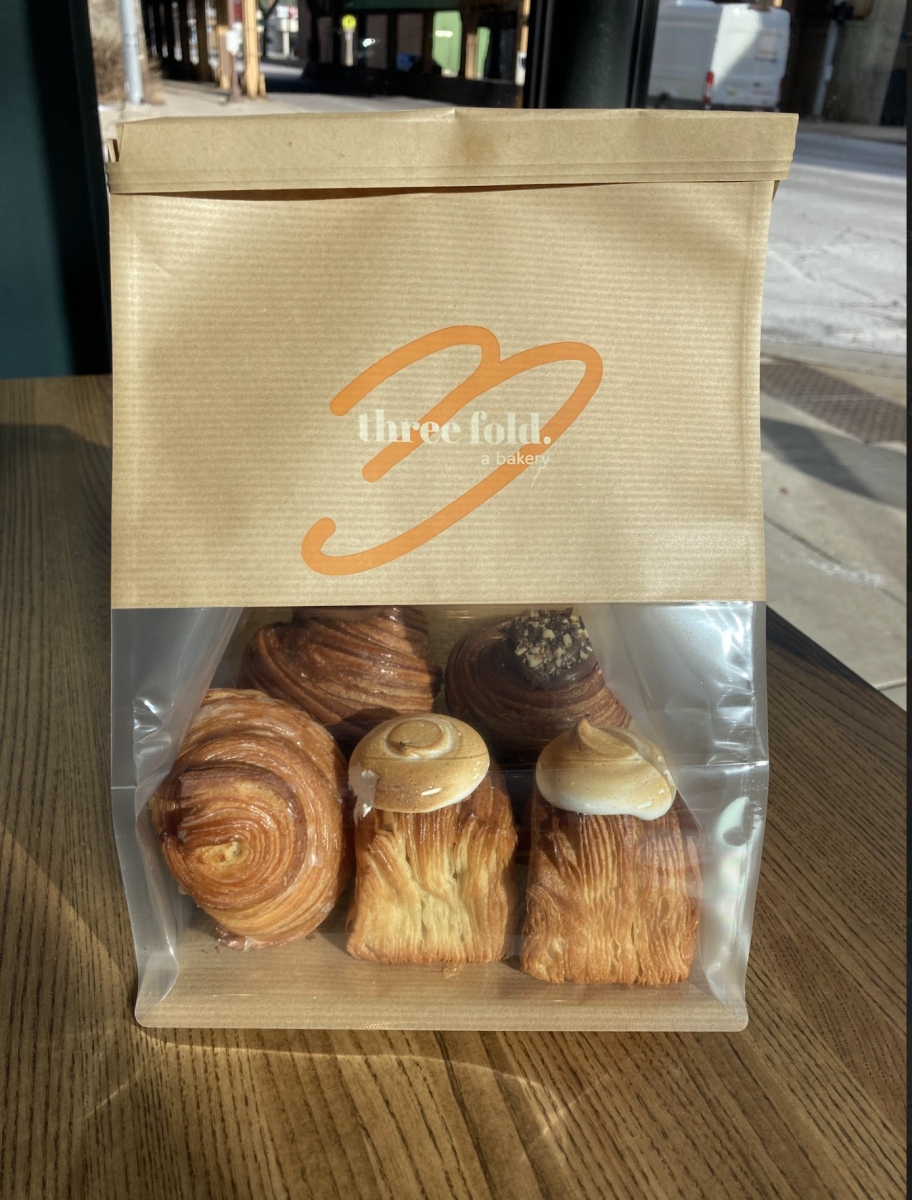 New bakery brings croissants and coffee to Oak Park